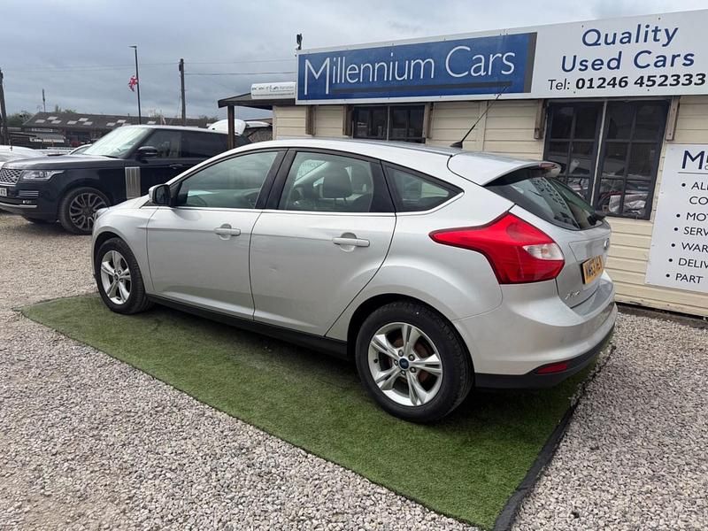 Used Ford Focus Zetec 2013 Silver Hatchback