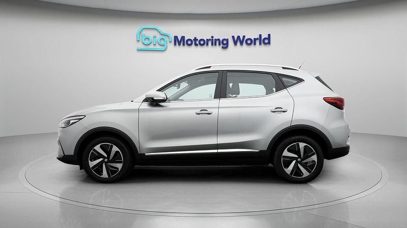 Used MG ZS Trophy 130 kW (177 HP) 2022 Silver SUV