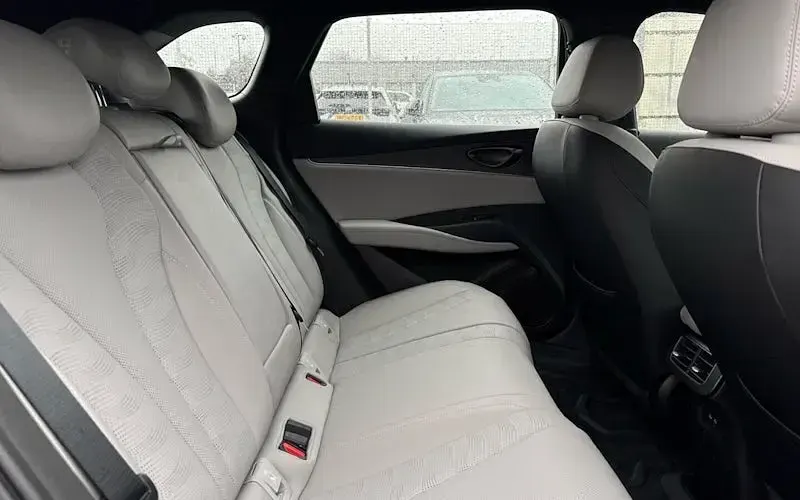 Used BYD Seal Boost 184 HP (135 kW) 2025 Black Estate