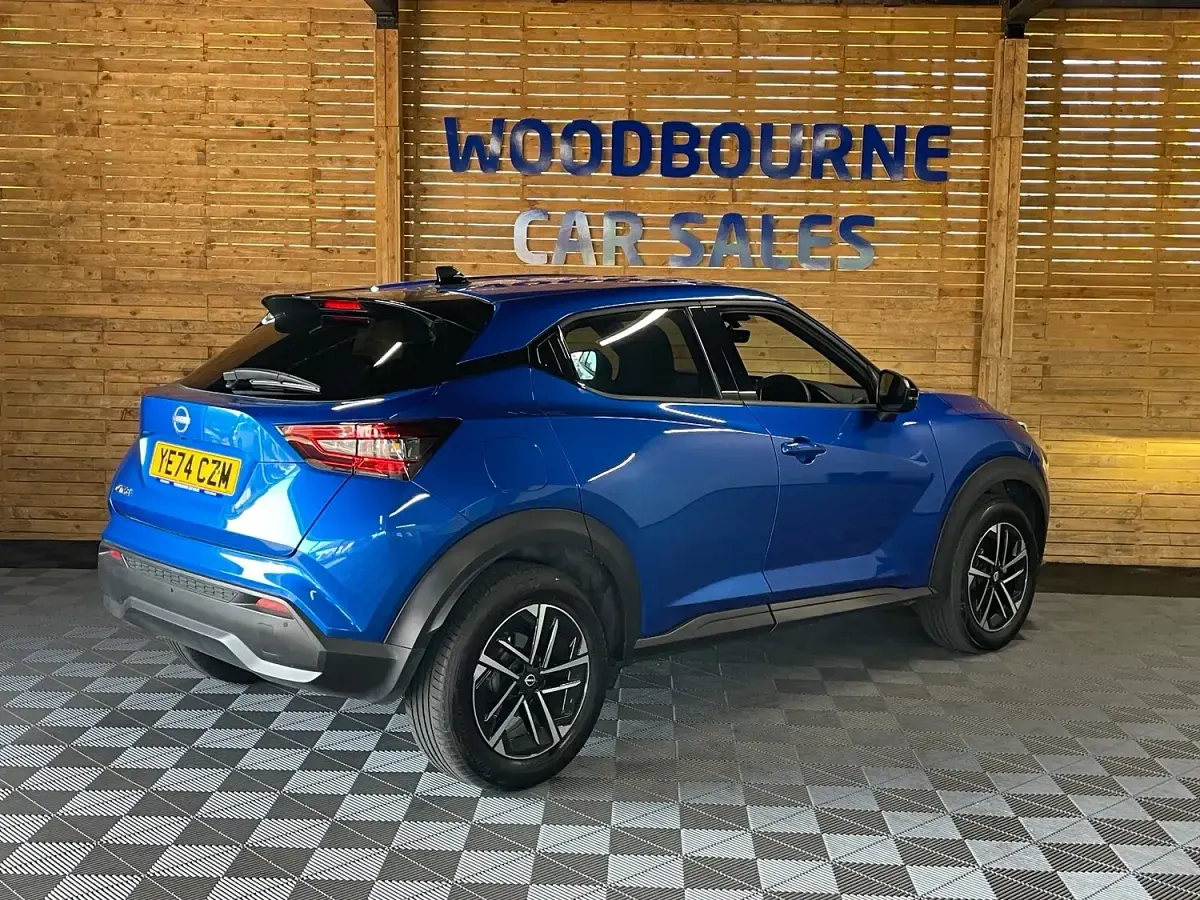 Used Nissan Juke N-Connecta 114 HP (83 kW) 2024 Blue SUV