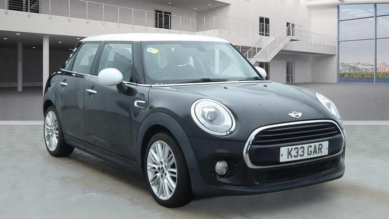Black Used 2016 Mini Cooper D Hatch Hatchback | £7,495 (Fair price) - Image 1/3