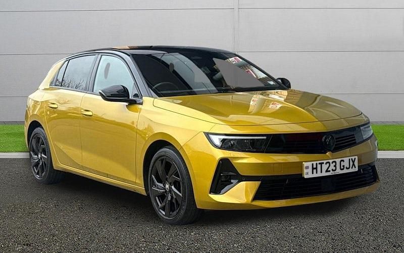 Begagnad Vauxhall Astra 131 HK (96 kW) 2026 Halvkombi