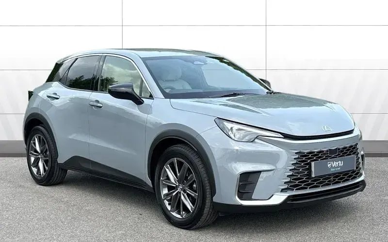 Second-hand Lexus LBX 136 CP (100 kW) 2026 SUV