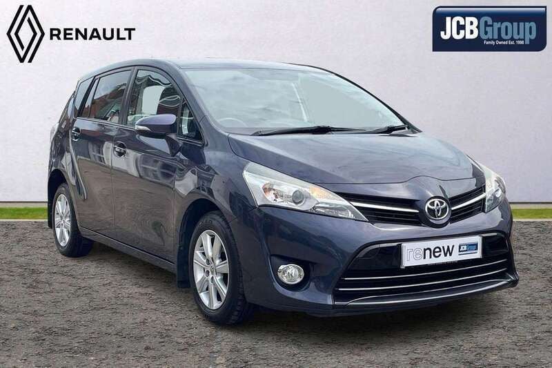 Blue Used 2016 Toyota Verso MPV | £8,495 (Good price) - Image 1/4
