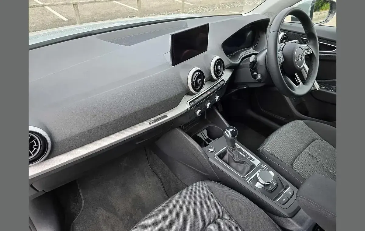 Used Audi Q2 Sport 147 HP (108 kW) 2024 Grey SUV