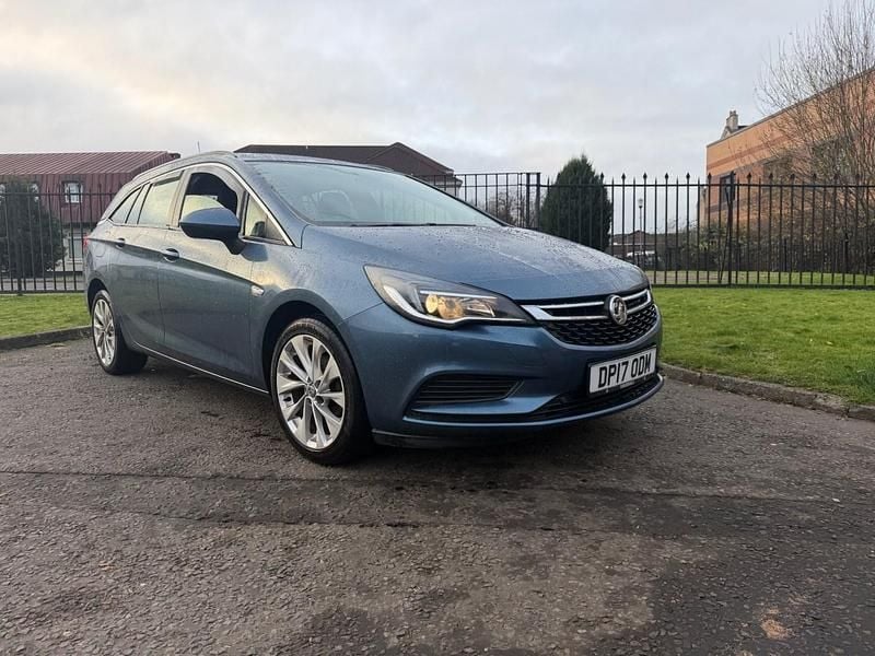Blue Used 2017 Vauxhall Astra Design Edition Estate | £4,995 (Super price) - Image 1/3