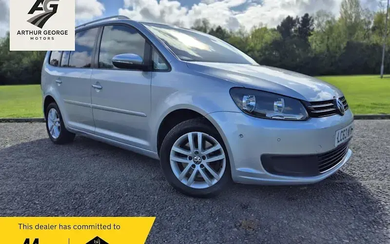 Usado VW Touran SE 140 HP (102 kW) 2015 Monovolume