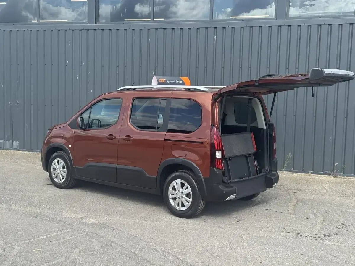 Used Peugeot Rifter Allure 2019 Bronze MPV