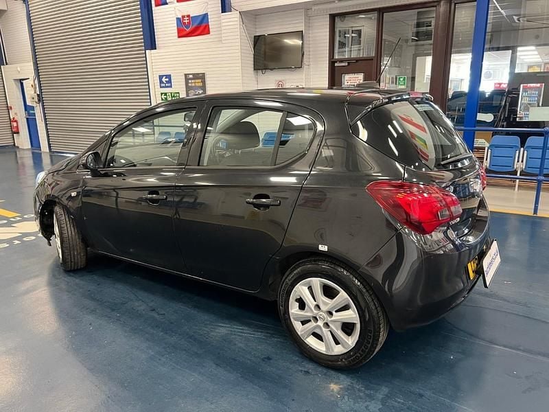 Used Vauxhall Corsa Design Edition 95 HP (69 kW) 2016 Black Hatchback