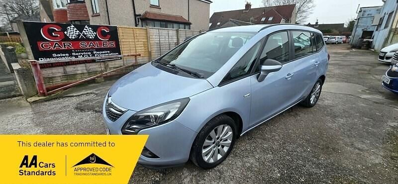 Used Vauxhall Zafira 140 HP (102 kW) 2015 Silver MPV