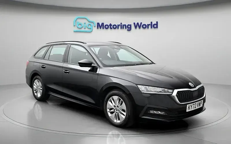 Usado Skoda Octavia SE Technology 116 CV (85 kW) 2024 Familiar