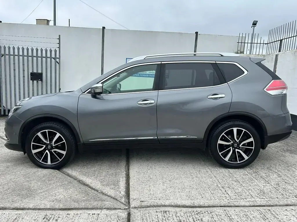 Used Nissan X-Trail S 130 HP (95 kW) 2016 Grey SUV