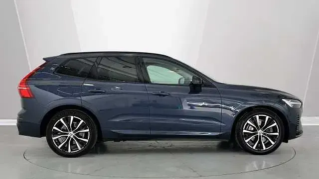 Używany Volvo XC60 Ultimate 455 KM (334 kW) 2023 Niebieski SUV