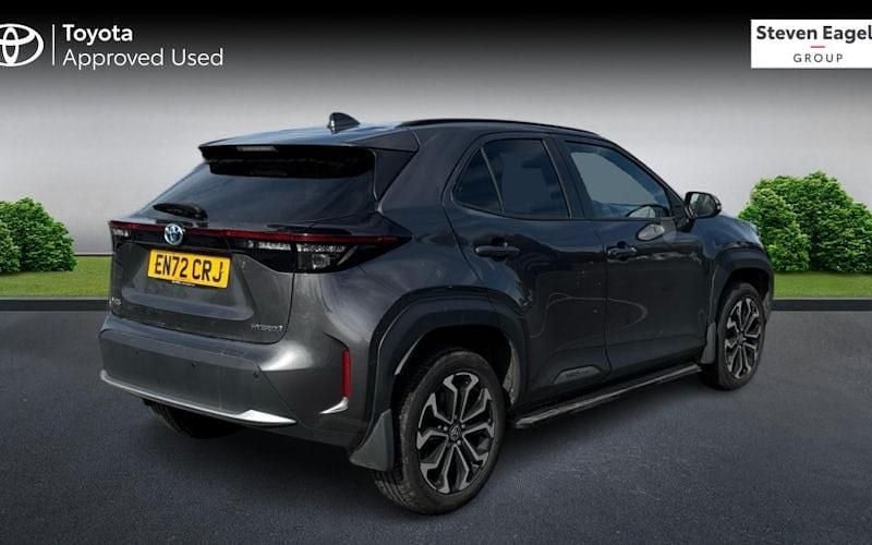 Used Toyota Yaris Hybrid Design 116 HP (85 kW) 2026 Estate