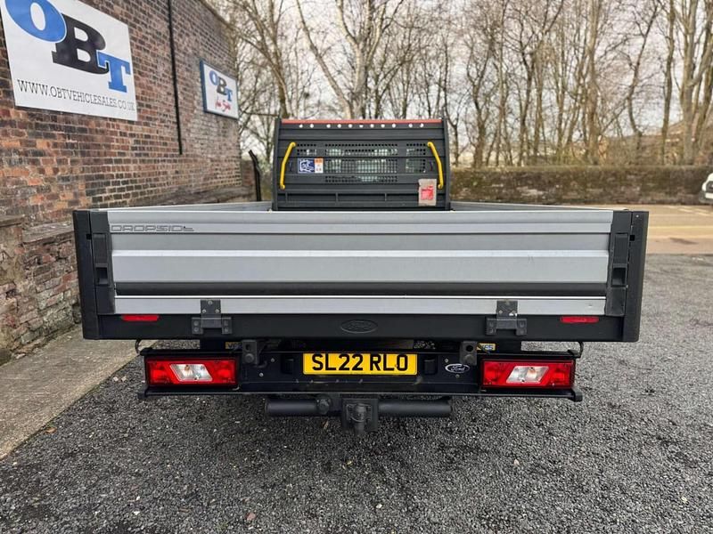 Begagnad Ford Transit 130 HK (95 kW) 2022 Silver Cab