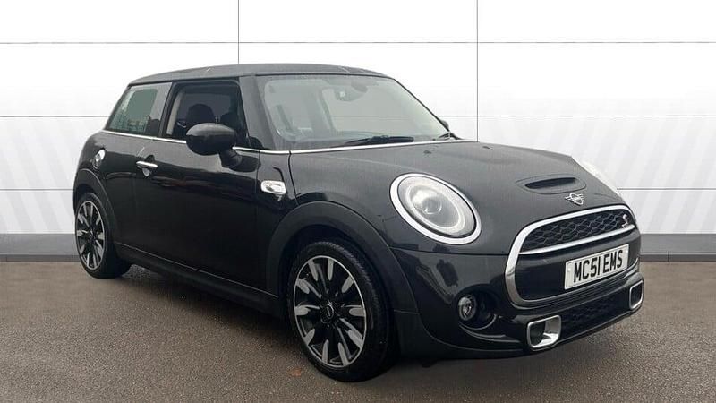 Used Mini Cooper S Exclusive 192 HP (141 kW) 2020 Black Hatchback