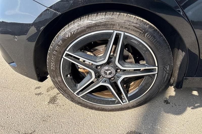 Used Mercedes A200 Executive 163 HP (119 kW) 2025 Cosmos black Hatchback