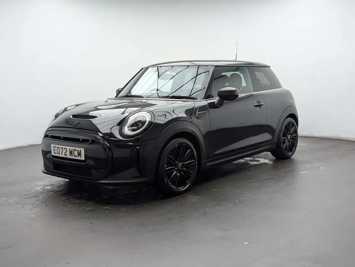 Used Mini Cooper S Hatch 135 kW (184 HP) 2022 Blue and black Hatchback