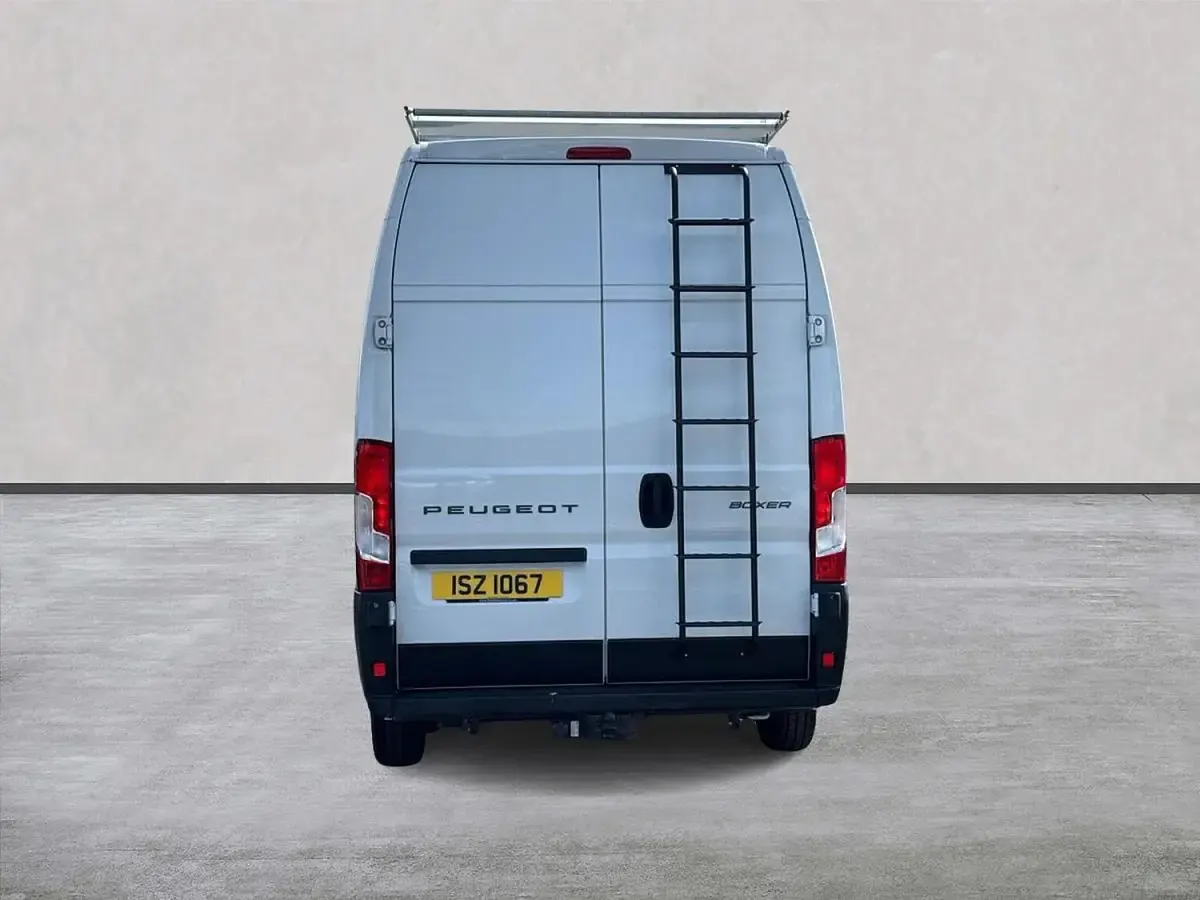 Used Peugeot Boxer S 138 HP (101 kW) 2025 White Van