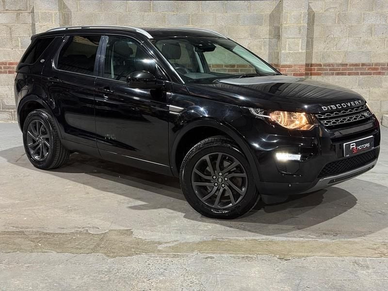 Black Used 2017 Land Rover Discovery Sport SE SUV | £9,490 (Good price) - Image 1/4