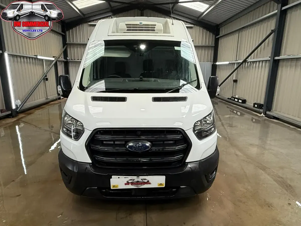 Used Ford Transit 130 HP (95 kW) 2021 White Van