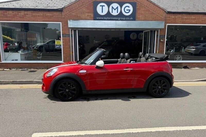Used 2016 Mini Cooper S Hatchback | £12,995 (A bit pricey) - Image 1/1