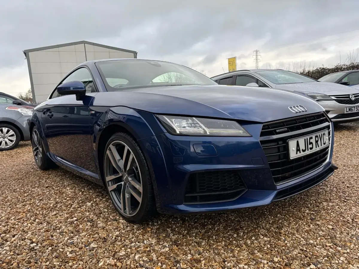 Begagnad Audi TT S-Line 2015 Blå Sportkupé