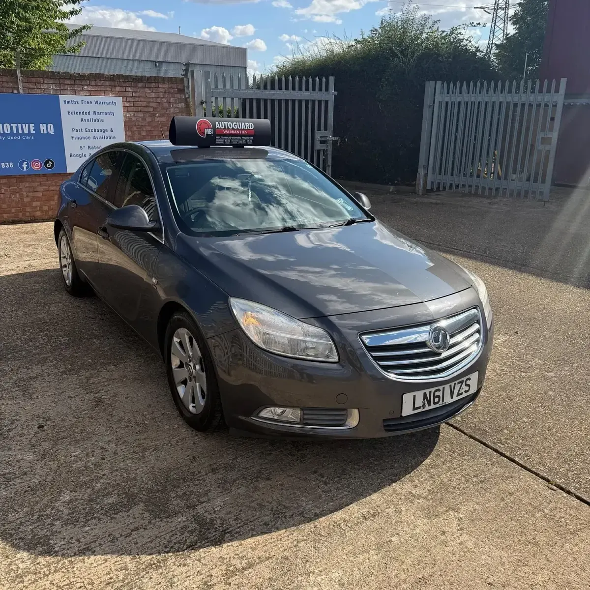 Used Vauxhall Insignia SRi 2011 Grey Hatchback