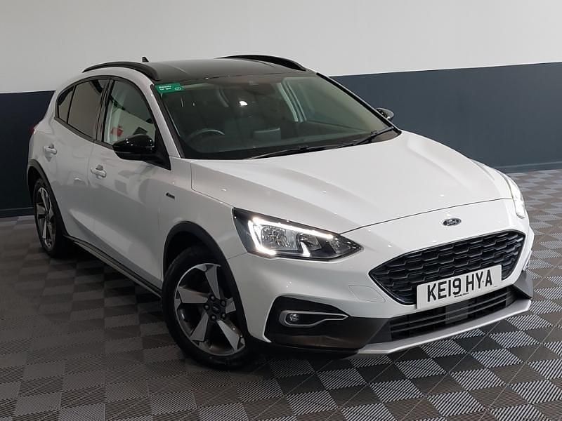 White Used 2019 Ford Focus Active Hatchback | £11,298 (A bit pricey) - Image 1/4