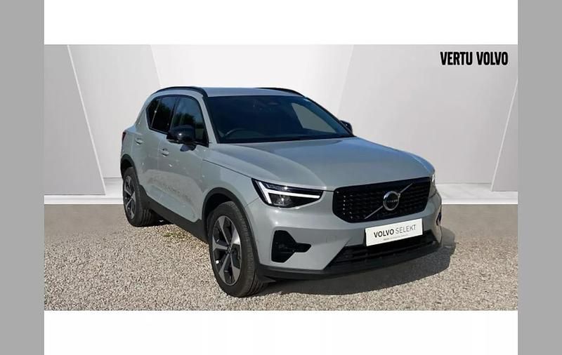 Grey Used 2024 Volvo XC40 Plus SUV | £33,126 (Fair price) - Image 1/4