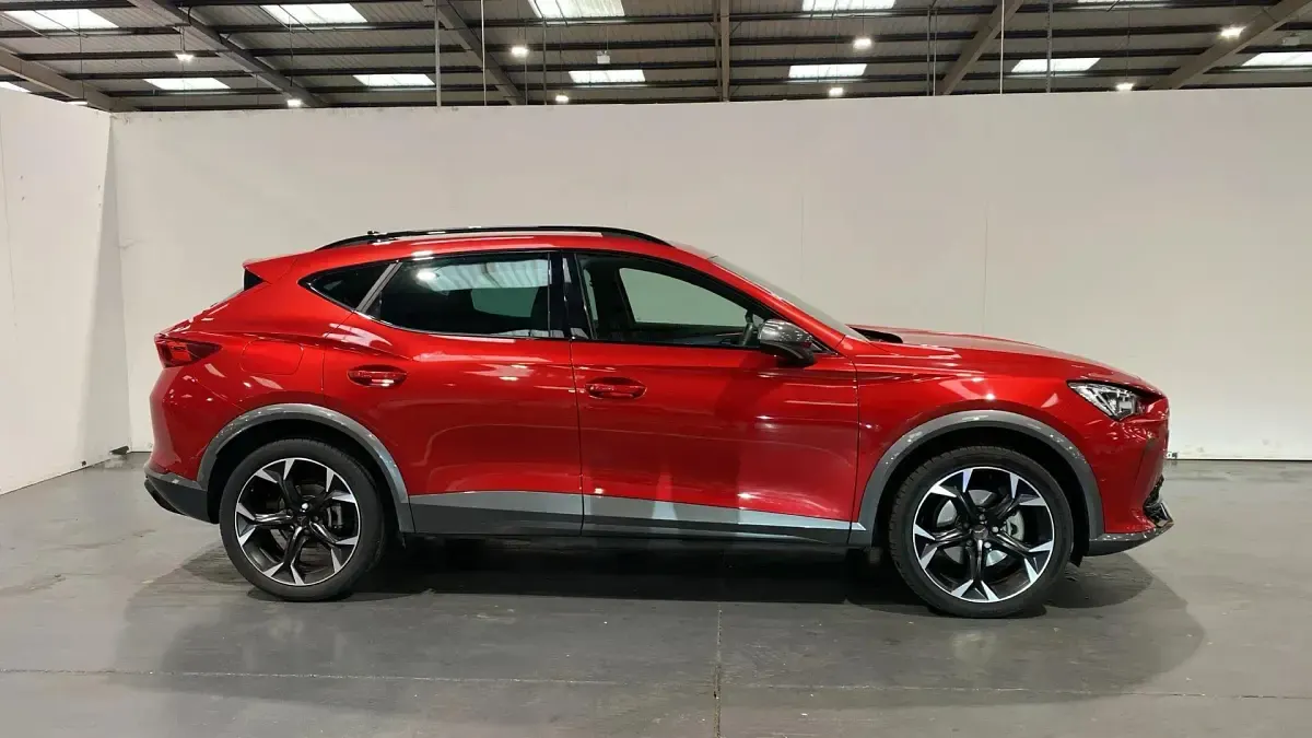 Used Cupra Formentor 204 HP (150 kW) 2024 Red SUV