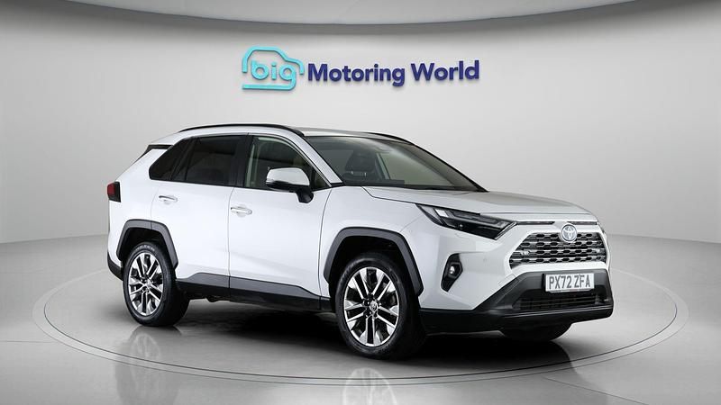 Used Toyota RAV4 Hybrid 219 HP (161 kW) 2022 SUV