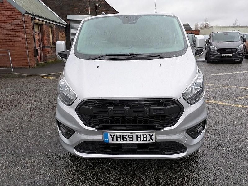 Used Ford Transit Custom Sport 185 HP (136 kW) 2019 Silver Van