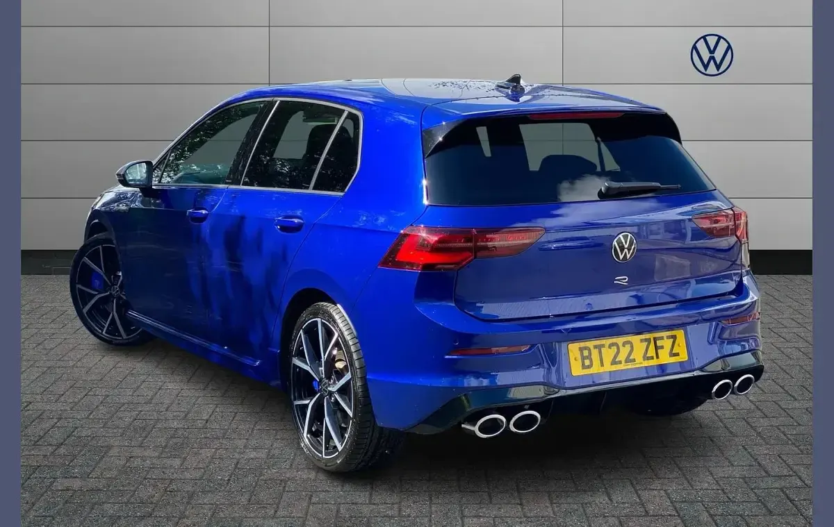 Used VW Golf VIII R 320 HP (235 kW) 2022 Blue Hatchback