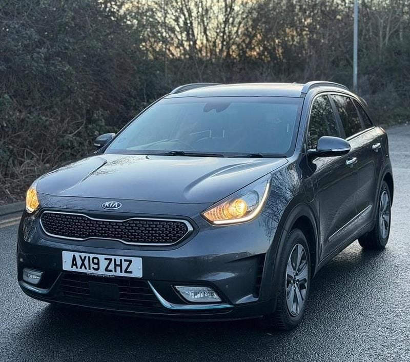 Used Kia Niro 141 HP (103 kW) 2019 Grey SUV