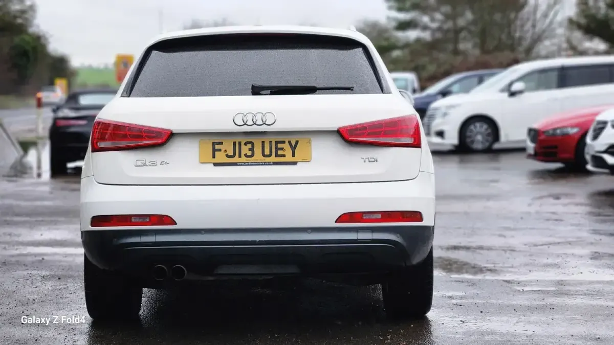 Second-hand Audi Q3 Design 140 CP (102 kW) 2013 Alb SUV