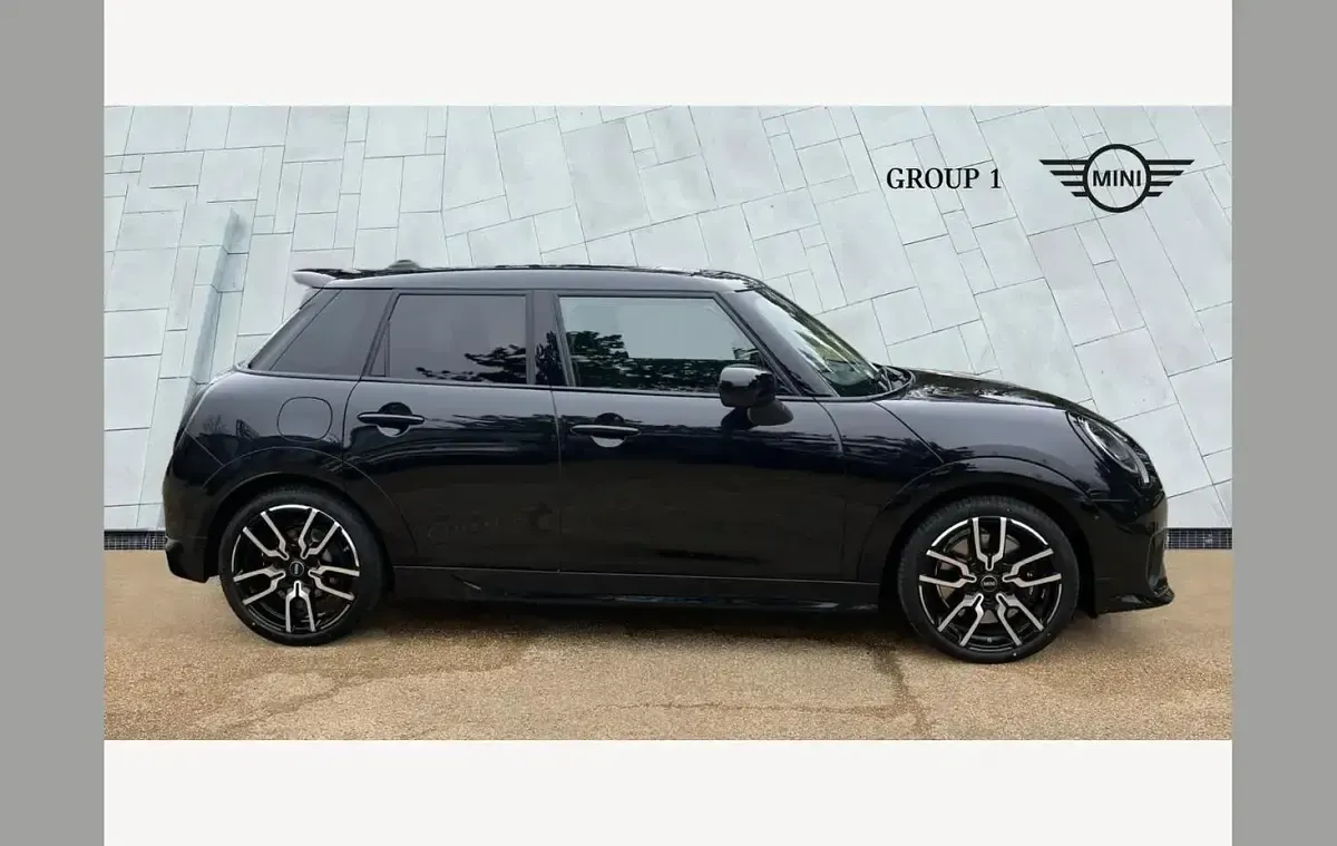Used Mini Cooper Sport 150 kW (204 HP) 2026 Black Hatchback