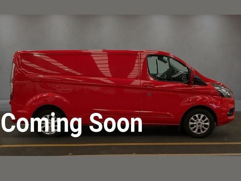 Used Ford Transit Custom Limited 130 HP (95 kW) 2022 Red Van