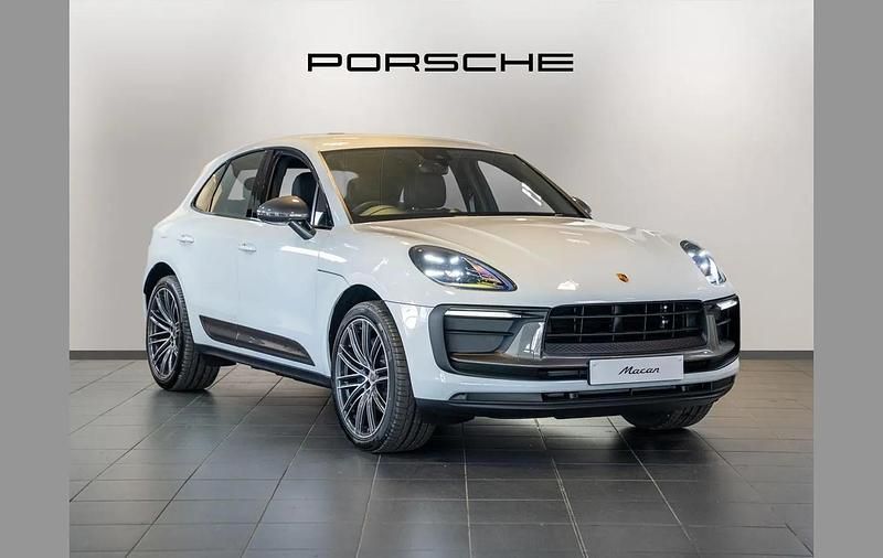 Used Porsche Macan 261 HP (191 kW) 2025 White SUV