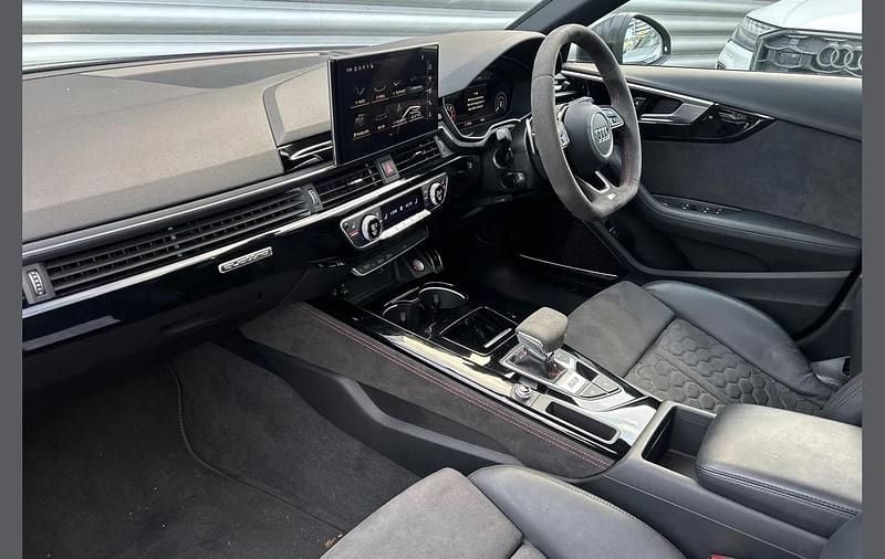 Used Audi RS4 Competition 444 HP (326 kW) 2023 Black Estate