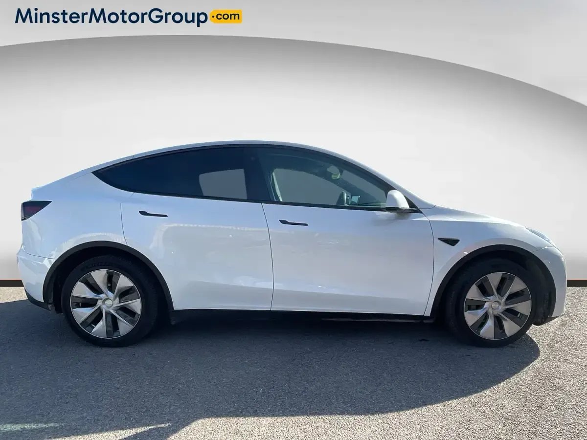 Used Tesla Model Y Long Range AWD 378 kW (514 HP) 2023 White SUV