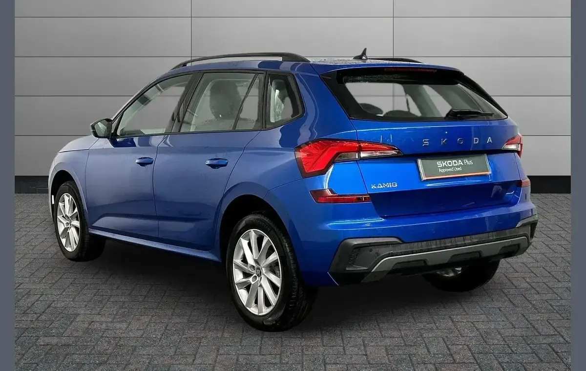 Used Skoda Kamiq SE 115 HP (84 kW) 2025 Race blue metallic SUV