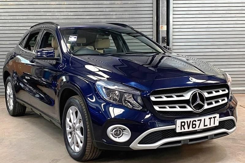 Blue Used 2017 Mercedes GLA200 SE SUV | £14,950 (Fair price) - Image 1/1