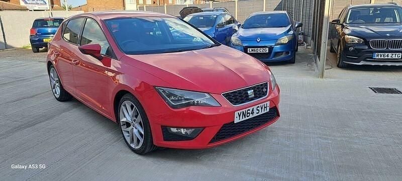 Red Used 2014 Seat Leon FR Hatchback | £3,790 (Fair price) - Image 1/4