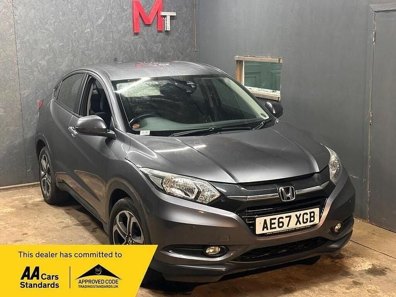 Grey Used 2017 Honda HR-V SE SUV | £8,990 (Good price) - Image 1/3
