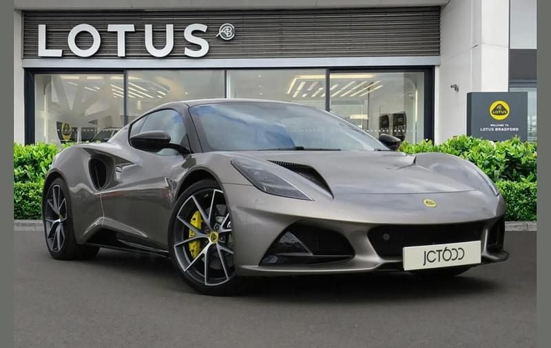Used Lotus Emira 405 HP (297 kW) 2023 Grey Coupe