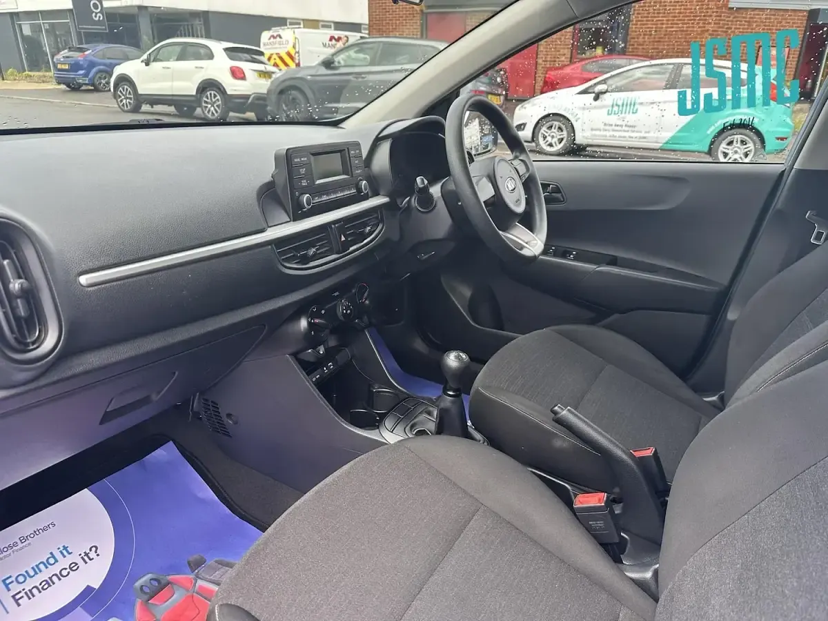 Used Kia Picanto 67 HP (49 kW) 2018 Blue Hatchback