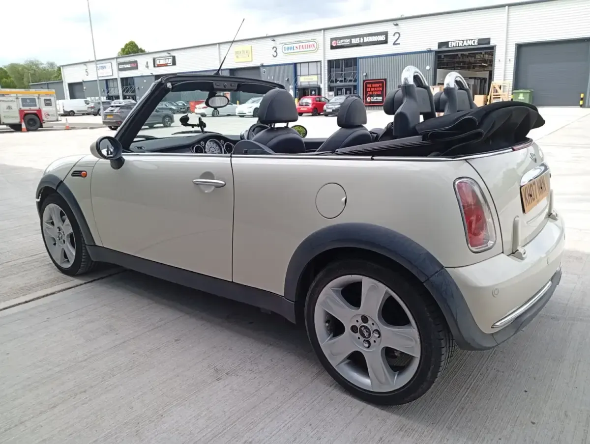 Usado Mini Cooper Cabriolet 2007 Blanco Descapotable