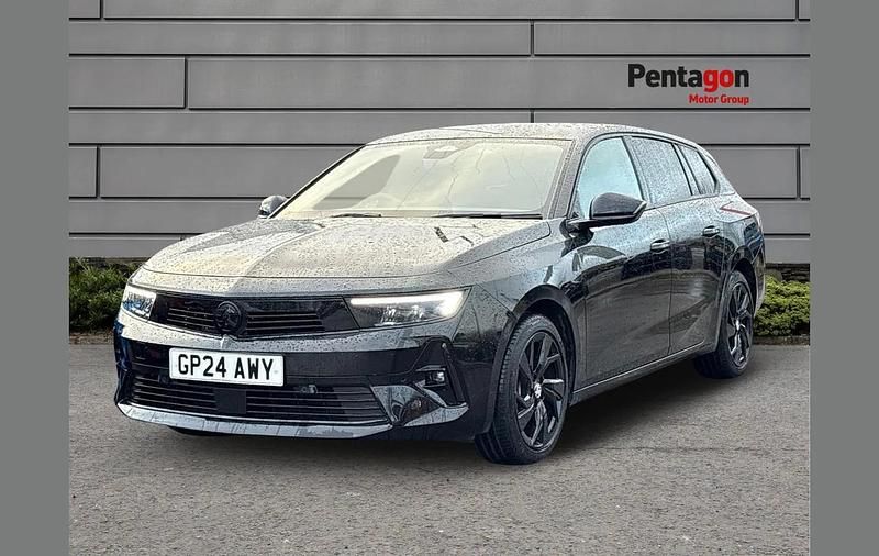 Used Vauxhall Astra 130 HP (95 kW) 2024 Black Estate