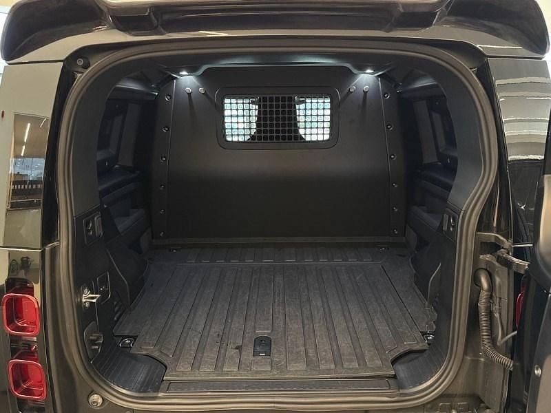 Used Land Rover Defender S 249 HP (183 kW) 2025 Black SUV